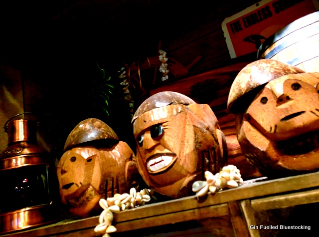 Cocktail Tiki Bar
