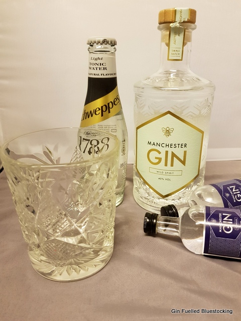 Manchester gin, gin made in Manchester, navy strength Manchester gin, Herbal gin, Gin blog, Manchester food and drink blog, food blogger, Manchester blogger, booze blogger,